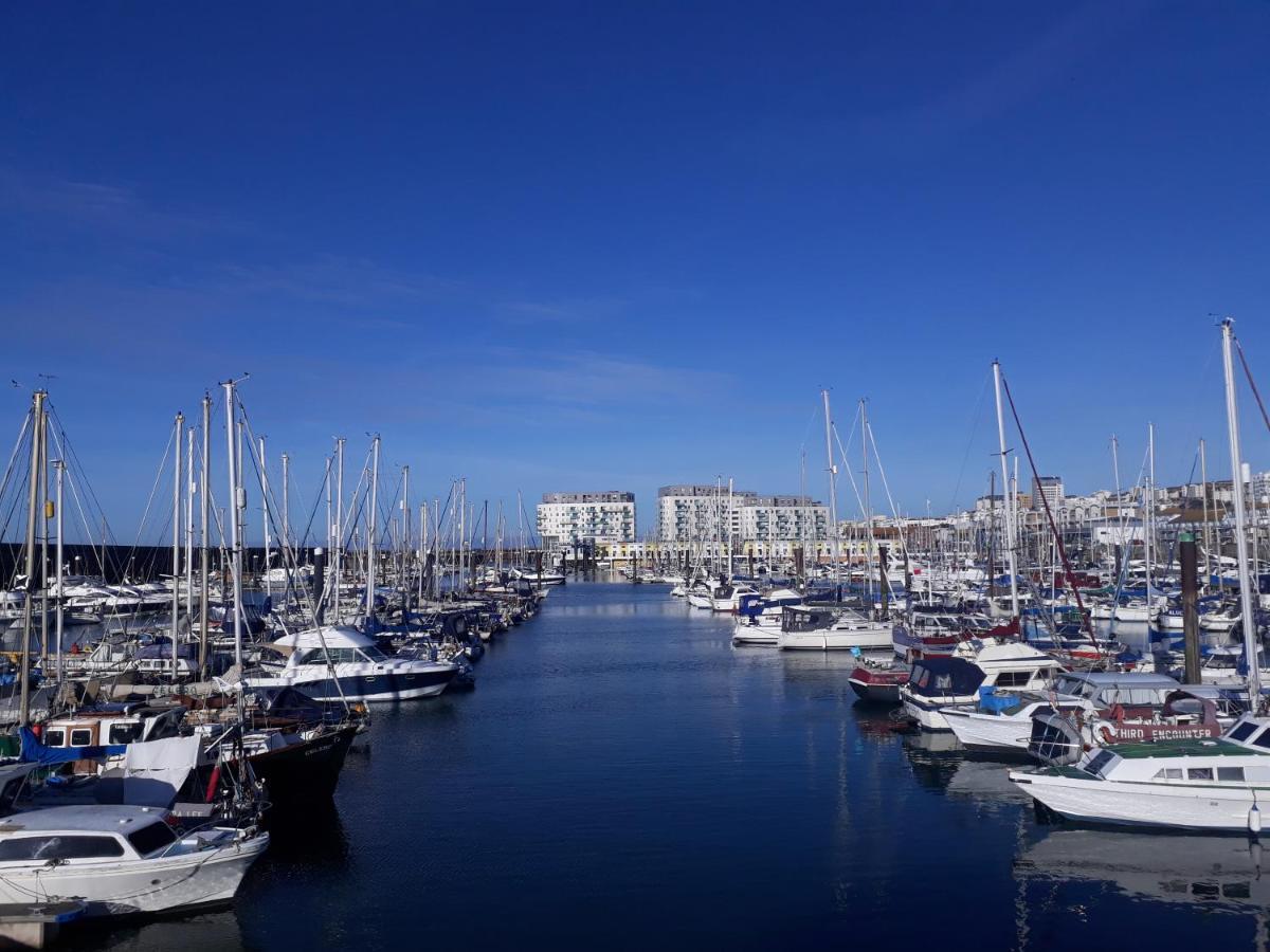 Unique, Loft-Style Apartment With Fantastic Brighton Marina Views エクステリア 写真