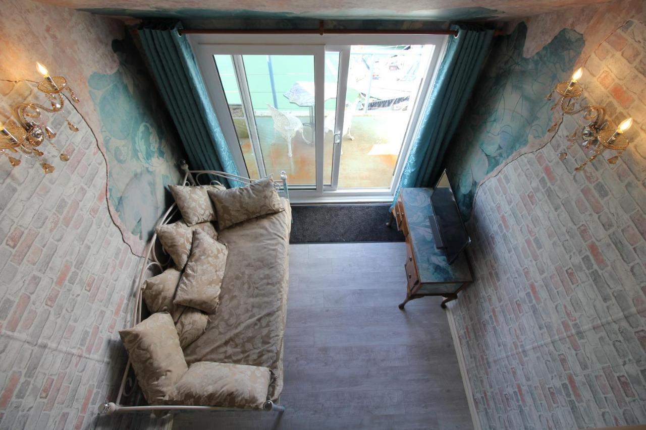 Unique, Loft-Style Apartment With Fantastic Brighton Marina Views エクステリア 写真