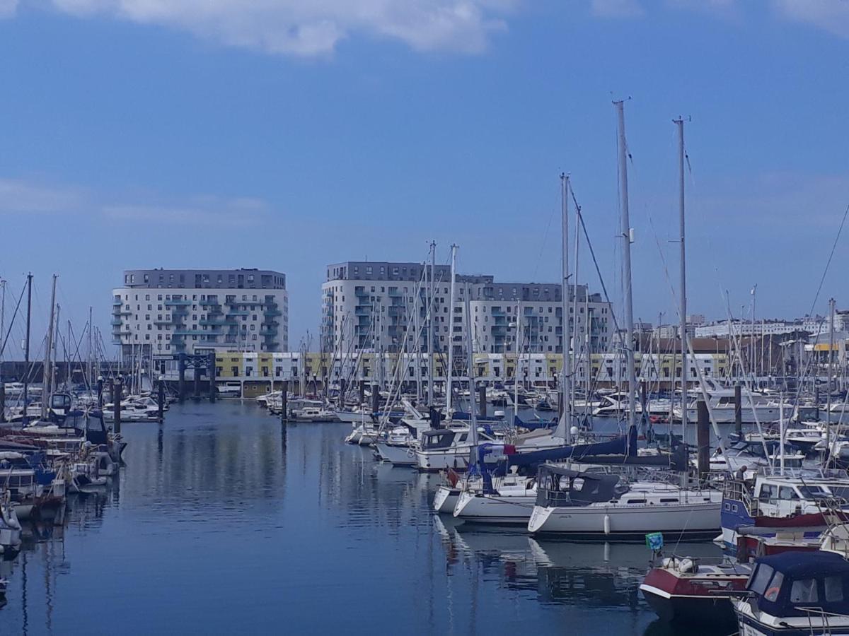 Unique, Loft-Style Apartment With Fantastic Brighton Marina Views エクステリア 写真